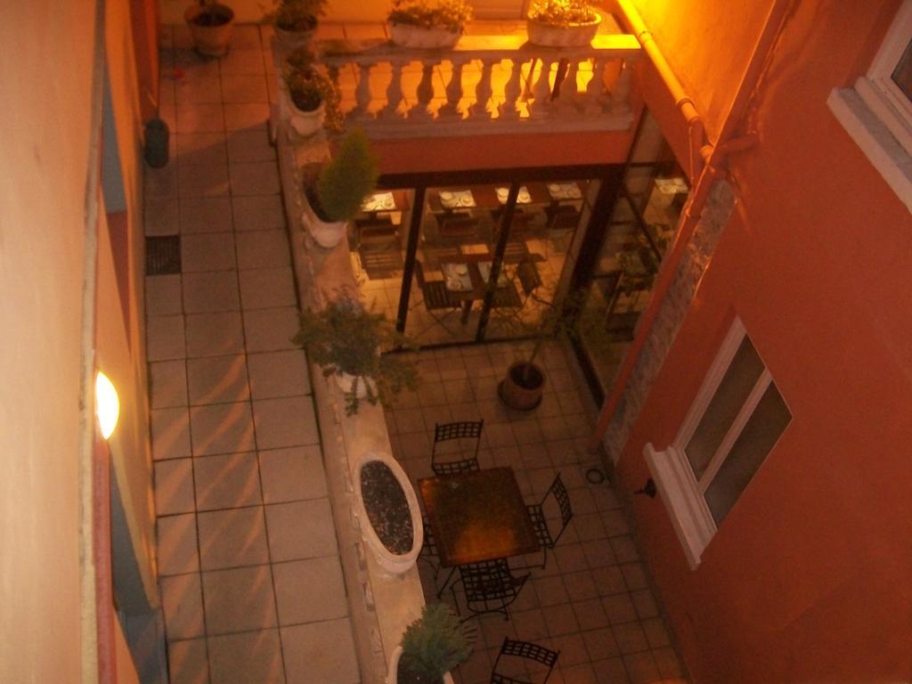 מלון ליון Au Patio Morand מראה חיצוני תמונה